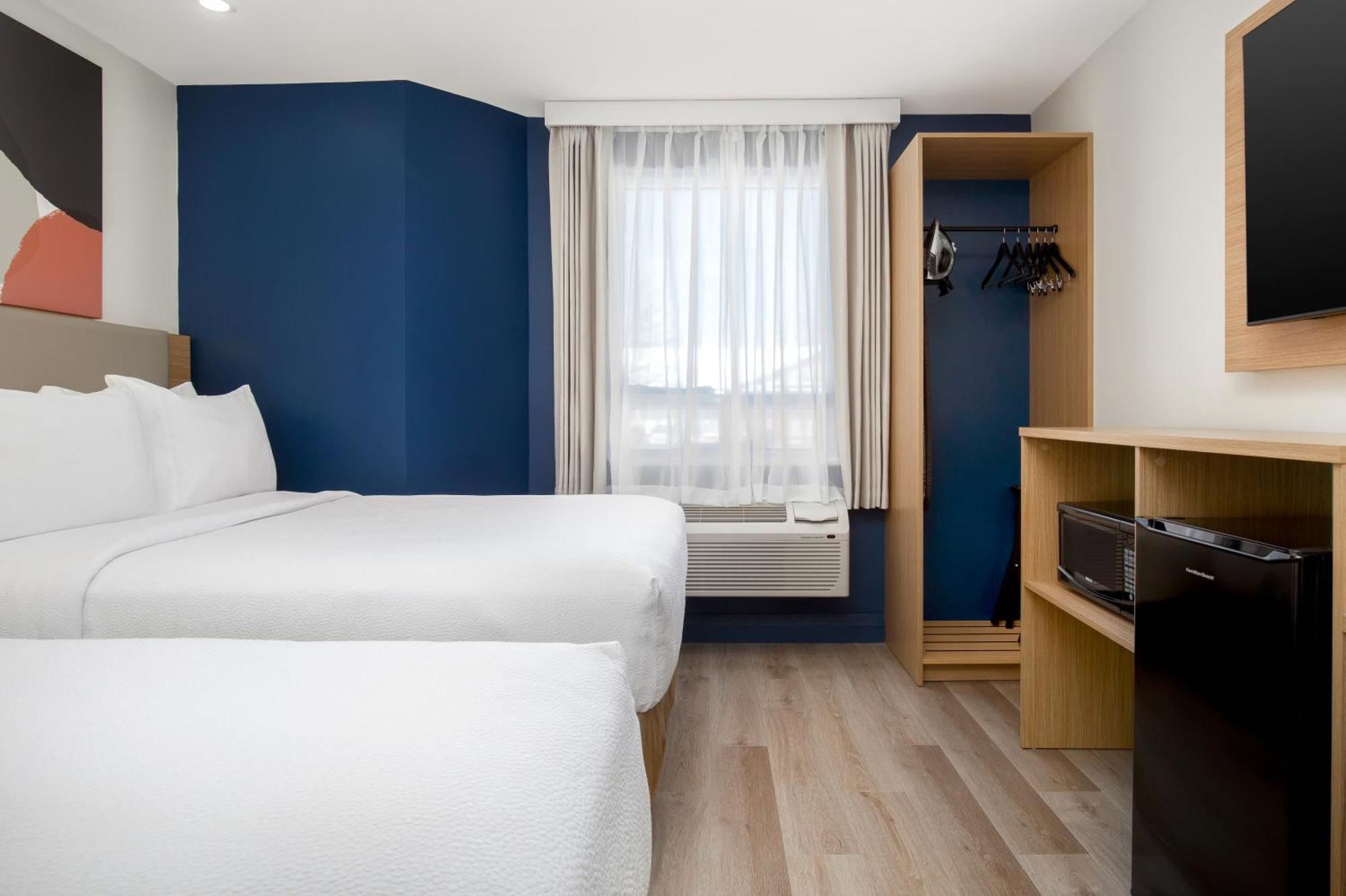 Spark By Hilton Brockville Exterior foto